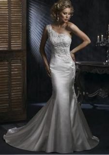 New MAGGIE SOTTERO Elya one shoulder wedding gown size 12