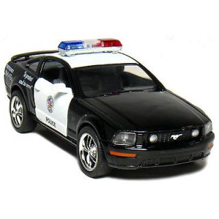 FORD MUSTANG GT 2006 USA STATE POLICE 1/38TH SCALE DIECAST MODEL CAR 