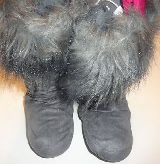 Candies Grey Fuzzy Roll Cuff Boot Slippers Size Small NWT