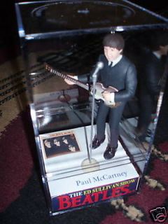 NEW! Ed Sullivan THE Beatles PAUL Mccartney in case figure/figurin​e 