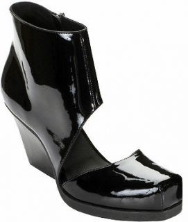 CHEAP MONDAY Womens Angle Cut Low Boots in Black Patent   Size 6 