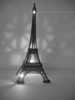 Eiffel Tower with lights flashing blinking moving 18cm direct from 