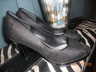 SHARP *Beverly Feldman* Peep Toe Black Leather Tweed Heels size 9.5