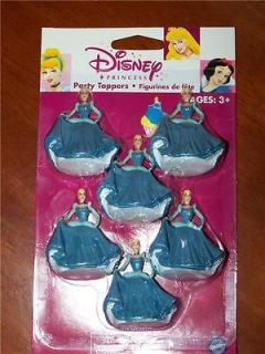 party favors CINDERELLA Cake Topper by Wilton   Disney