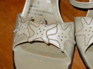 Silver and cream starfish theme sandal womens size 6