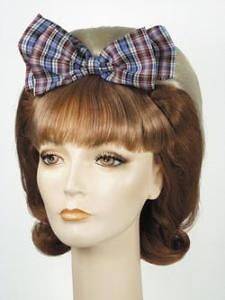 brown & blond Bandstand Hairspray style wig with RED BOW BRAND NEW