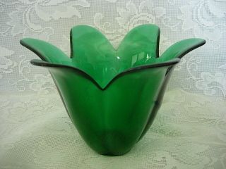 Beautiful Teal / Dark Green Blown Glass Tulip Shaped Bowl/Vase/Votive