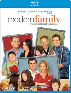 Modern Family The Complete First Season Blu ray Disc, 2010, 3 Disc Set 