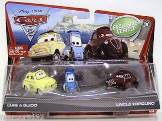 Disney / Pixar CARS 2 Movie Die Cast LUIGI & GUIDO UNCLE TOPOLINO