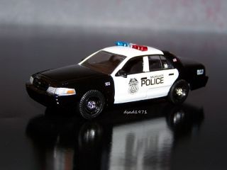 2011 FORD CROWN VICTORIA MILWAUKEE, WISCONSIN POLICE CAR MINT 1/64 DIE 