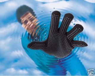 waterproof gloves in Clothing, 