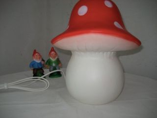 Lamp fungus toadstool white red baby paddestoel light +