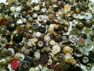 Newly listed 50 BULK MIX OF VINTAGE BUTTONS for scrapbooking/c​rafts 