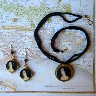 tudor anne boleyn pendant necklace andamp earring set returns accepted