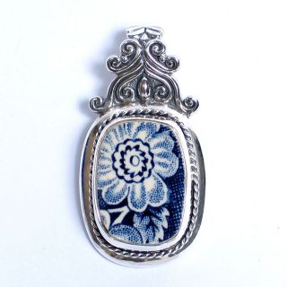 Broken China Jewelry   Liberty Blue Colonial Scenes   Sterling Silver 