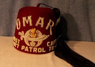 Vintage Shriners Fez from Omar Temple, Patrol, Capt., with Case