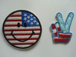AMERICAN FLAG STARS & STRIPES SMILEY SEW ON/IRON ON PATCH   FOR JEANS 