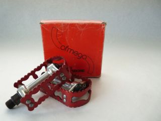 NOS Red Ofmega Pedals English threaded vintage bicycle BMX 9/16