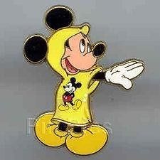 MICKEY Mouse IN YELLOW Slicker PONCHO RAIN COAT Rubber FREE  D DISNEY 