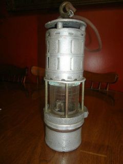 VINTAGE MINING MINER WOLF PERMISSIBLE FLAME SAFETY LAMP LIGHT