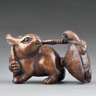Japanese Carving Sculpture Boxwood Wood Netsuke Sign Rabbit Pull 