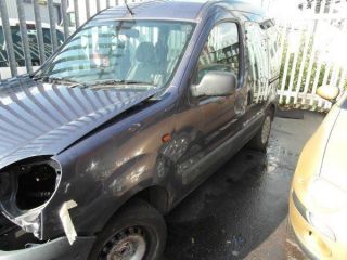 Nissan Kubistar Renault Kangoo MPV Van for Spares Repairs Salvage
