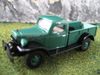 Busch (HO 1:87) Dodge Power Wagon  Pick up (Green) #44000