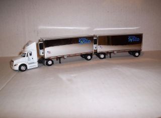 Tonkin Replicas TON Sysco Foods International Prostar w/28 Chrome 