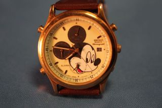 Estate Seiko Mickey Mouse Lumbrite Chronograph Vintage Watch 7T32