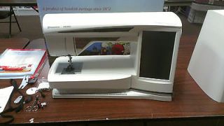   Viking Designer Diamond Sewing/Embroidery machine w/ low hours