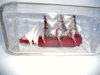 amazing ship in a bottle hand made no kit used 73 red  249 