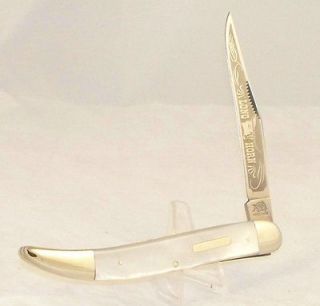 BULLDOG MOTHE OF PEARL TEXAS TOOTHPICK LONG HORN BLADE ETCH 1 OF 36 