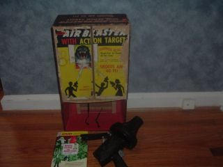   Wham O Air Blaster with Box & Gorilla Target;Space Toy,Pump & Shoot