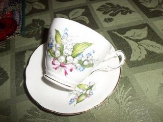   BONE CHINA TEA CUP AND SAUCER VINTAGE ESTATE ITEM. LILY OF THE VALLEY