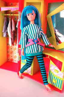 Custom Jem doll of Cartoon Aja wearing Come On In by Jemgirl