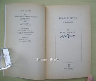 VERY RARE SIGNED Alan BENNETT  1989 1st First  SINGLE SPIES A Double 