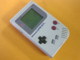 Original 1989 Nintendo Game Boy Hand Held Console MODLE DMG 01 Gray 