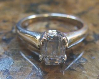 Amazing SI2 H 83 Ct Emerald Cut Diamond Ring Platinum