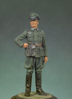 Andrea Miniatures Standing German Officer S5 F03 Kit