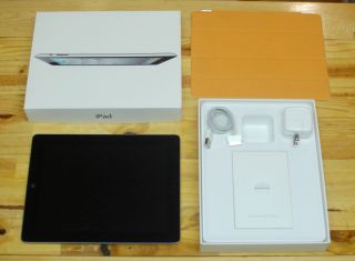 Black 16GB Apple iPad 2 Smart Cover