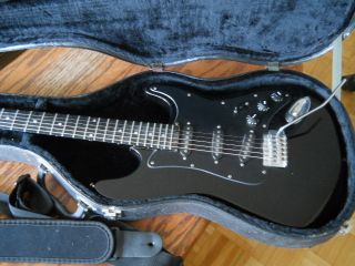 Aria Pro II Series Electric Guitar Hard Shell Case