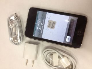 Apple iPod Touch 8GB 3rd Gen Great Condition   with accessories
