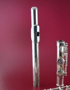 armstrong flute 104 with case