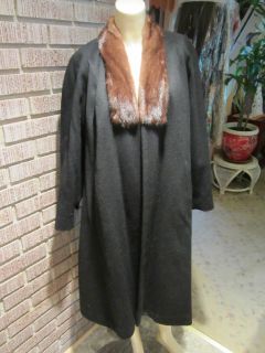   60s Black Wool Mohair Mink Collar Clutch Stroller Coat M L