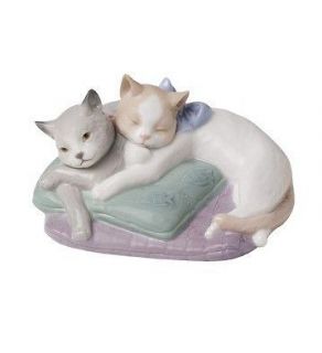 NAO Porcelain, by Lladro (Free Worldwide Shipping) SNUGGLE CATS