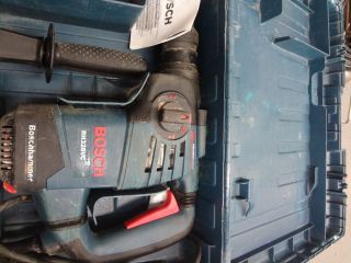 BOSCH RH328VC ROTARY HAMMER DRILL IN CASE GOOD CONDITION  