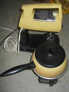 working electric Vintage appliances GE mixer Oster fondue pot and 