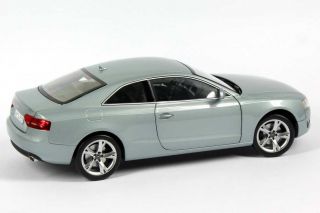 18 Audi A5 Coupé monza silber silver grey   Norev   NIB   Highly 