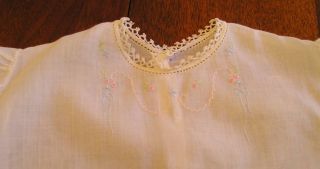 Vintage 1930s Little Girls White Batiste Dress   Size 2 or 3