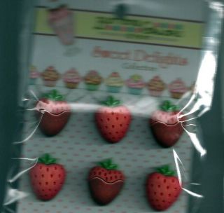 Sweet Delights STRAWBERRIES Novelty Theme Buttons All Crafts